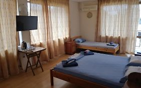 Guest House 